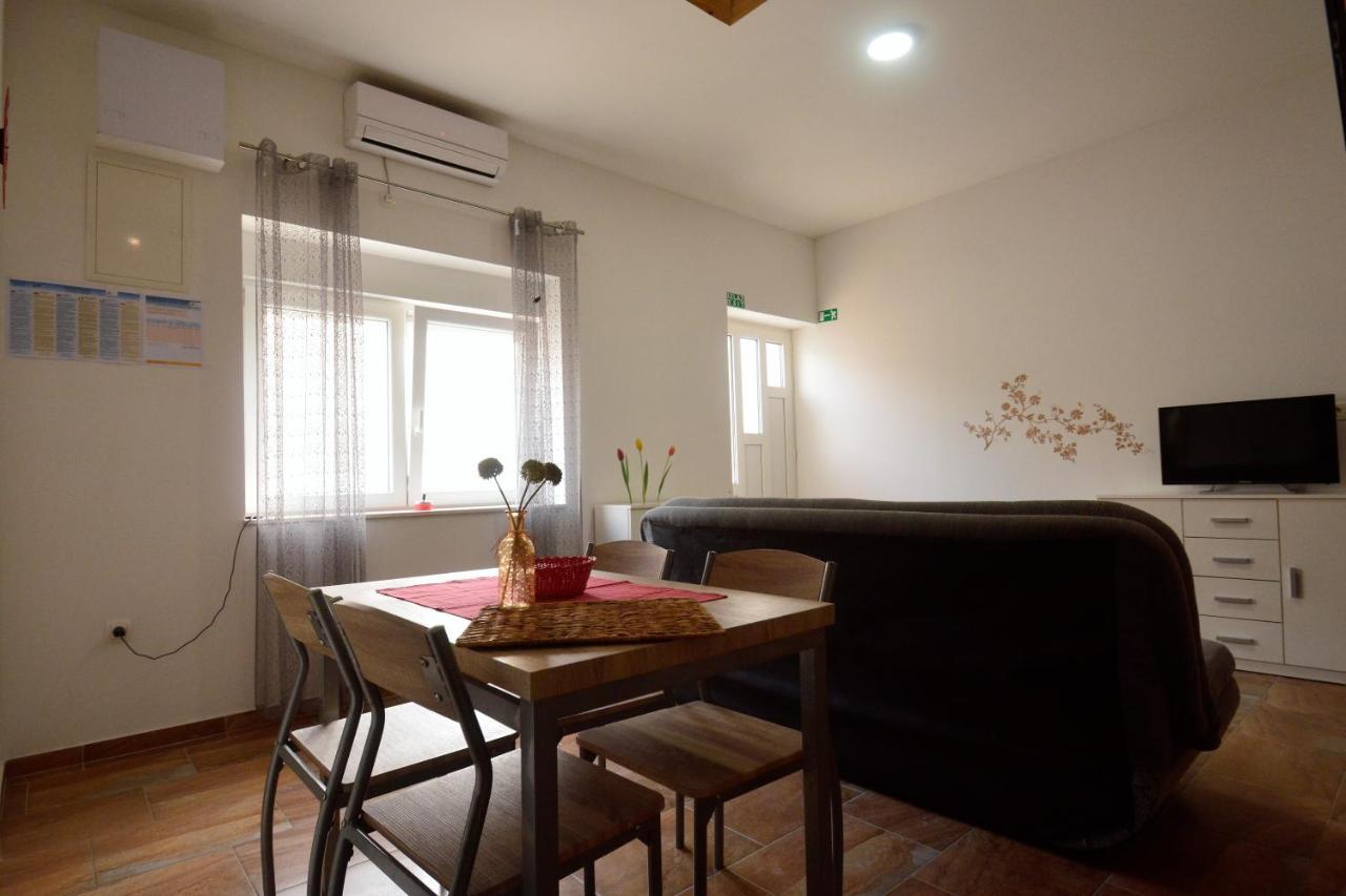Kala And Tina Apartments Ποντστράνα Εξωτερικό φωτογραφία